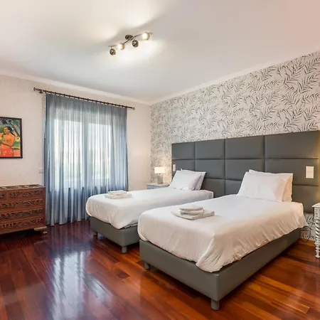 Сasa de vacaciones Viravento - Family House Espinho (Aveiro)