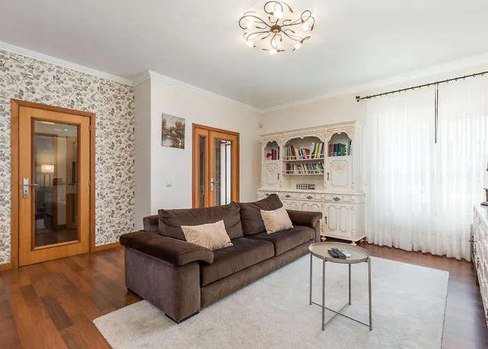 Viravento - Family House Espinho (Aveiro)